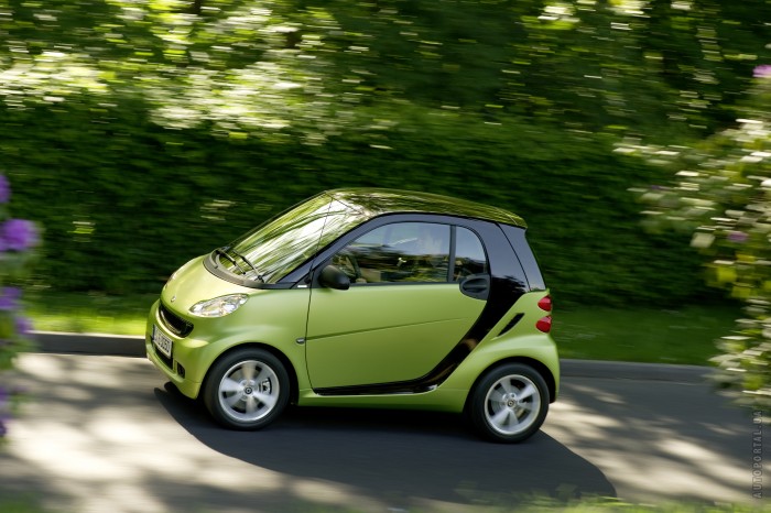 Smart fortwo coupe 2011   1